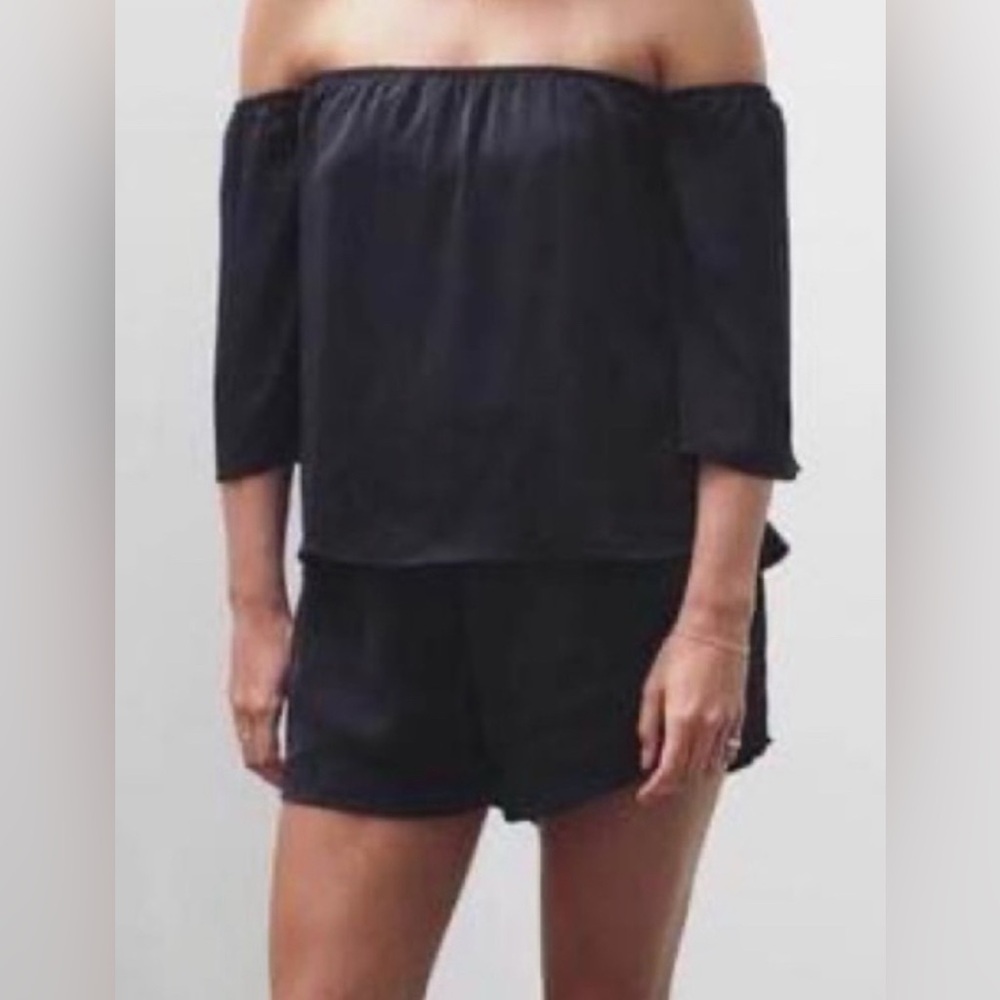 BRUNETTEThe Label Black Satin Off-Shoulder XS/S Romper